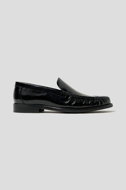 Sort lak loafer