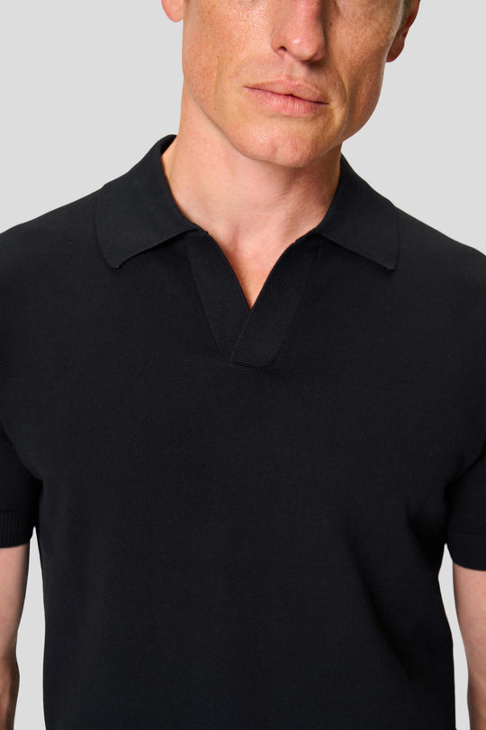 Schwarzes Kurzarm-Poloshirt