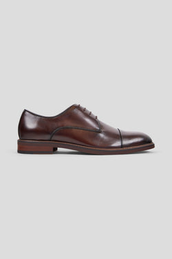 Braune Oxford-Schuhe