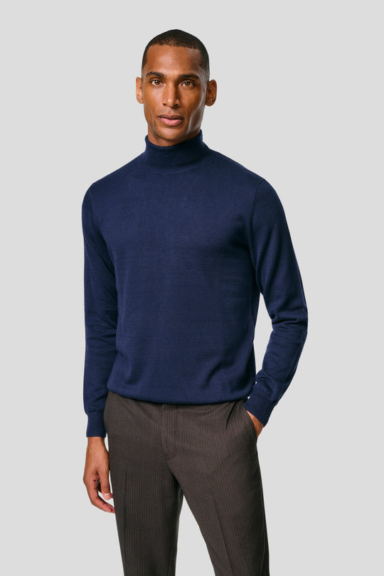 Navy turtleneck HVIID